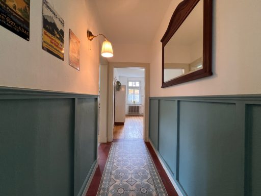 Flur mit originalen Villeroy und Boch Fliesen